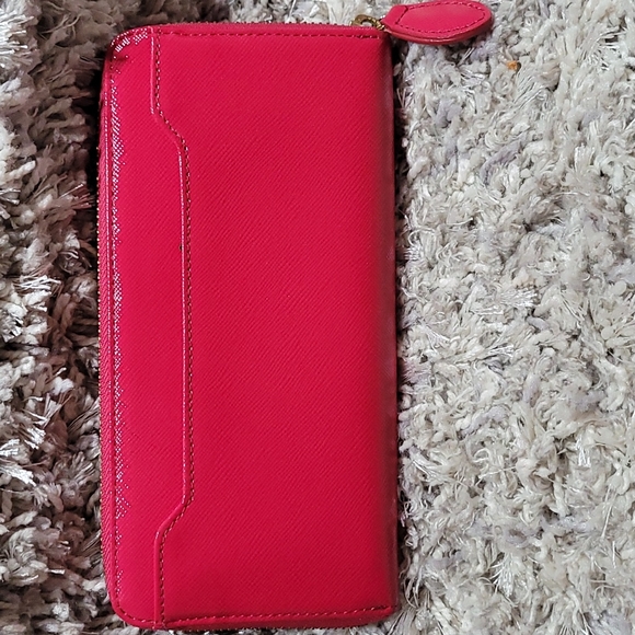Samantha Thavasa Pink Long Leather Zippy Wallet - Picture 2 of 15